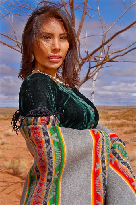 navajo girls nudes|Navajo Pictures Search (31 galleries)